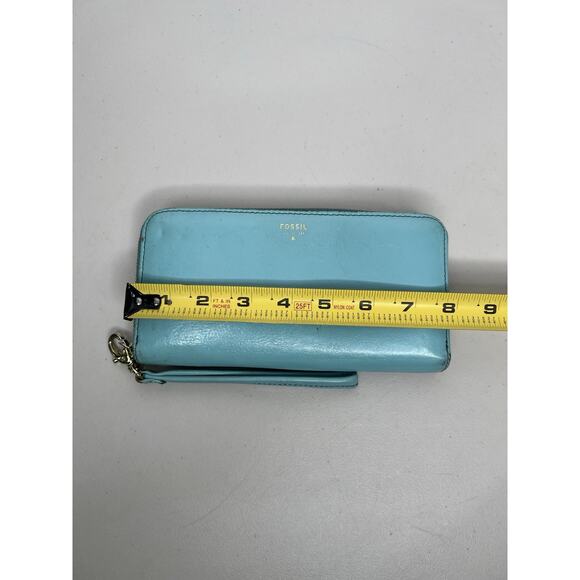 Fossil Teal Leather Zip Around Wallet Wristlet - Picture 11 of 16